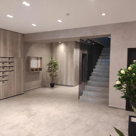Apartment Seven 7